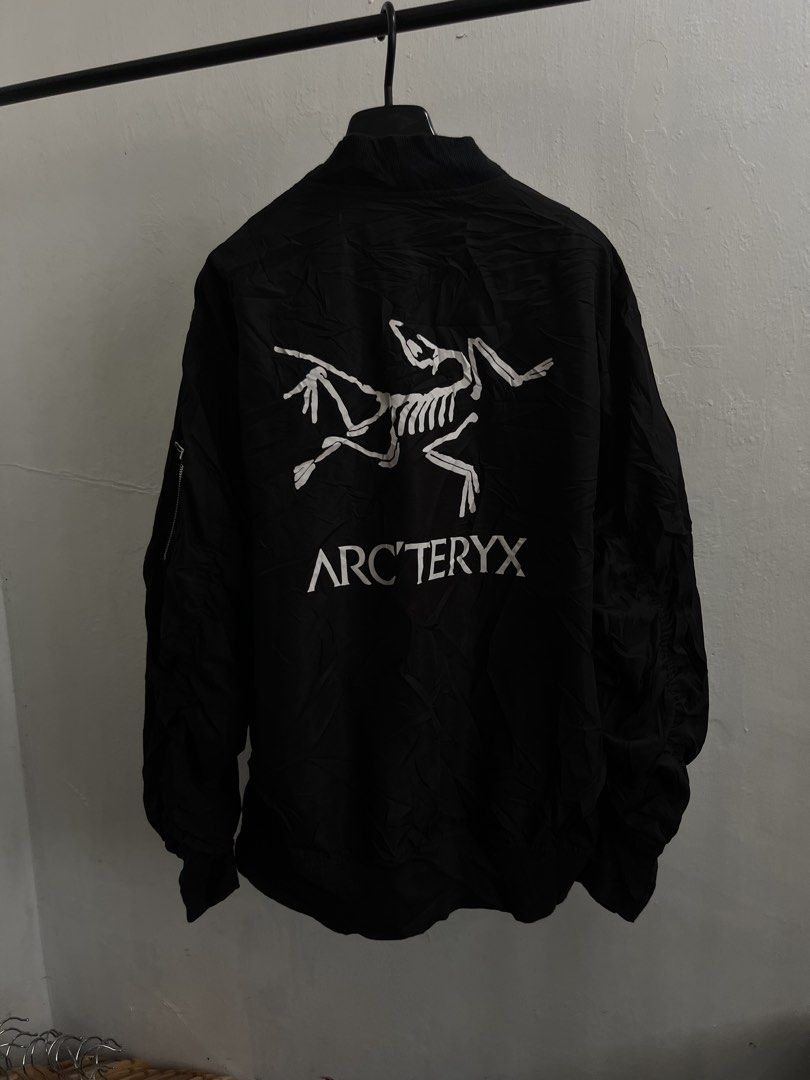 Arcteryx Bomber Jacket (Category: Coats, Jackets and Outerwear) located in Virac. Submitted by _thecave (Listing ID 1466834626, Image 2). Description: Arcteryx Bomber Jacket Excellent No Issue Tagged as XL, fits L-XL Width: 24 Length: 28 P1,250 + SF .