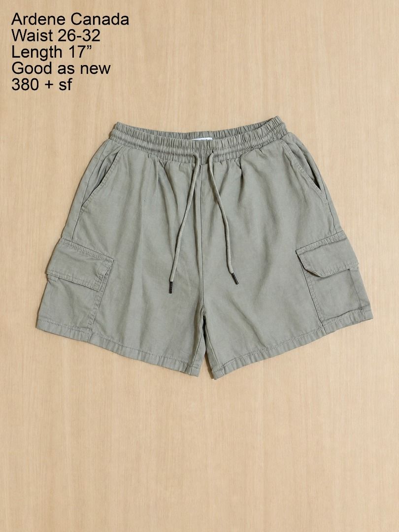 Ardene Canada Khaki Easy Cargo Shorts (Category: Shorts) located in Cadiz. Submitted by thespotcdz (Listing ID 1466824459, Image 1). Description: Waist 26-32 Length 17" Good as new.