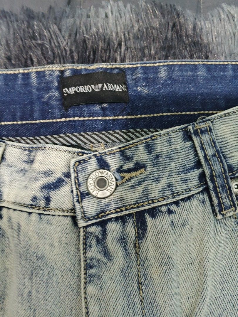 armani jeans new (Category: Jeans) located in Magalang. Submitted by trendz67271 (Listing ID 1466925519, Image 2). Description: brand new bought from abroad size 34.