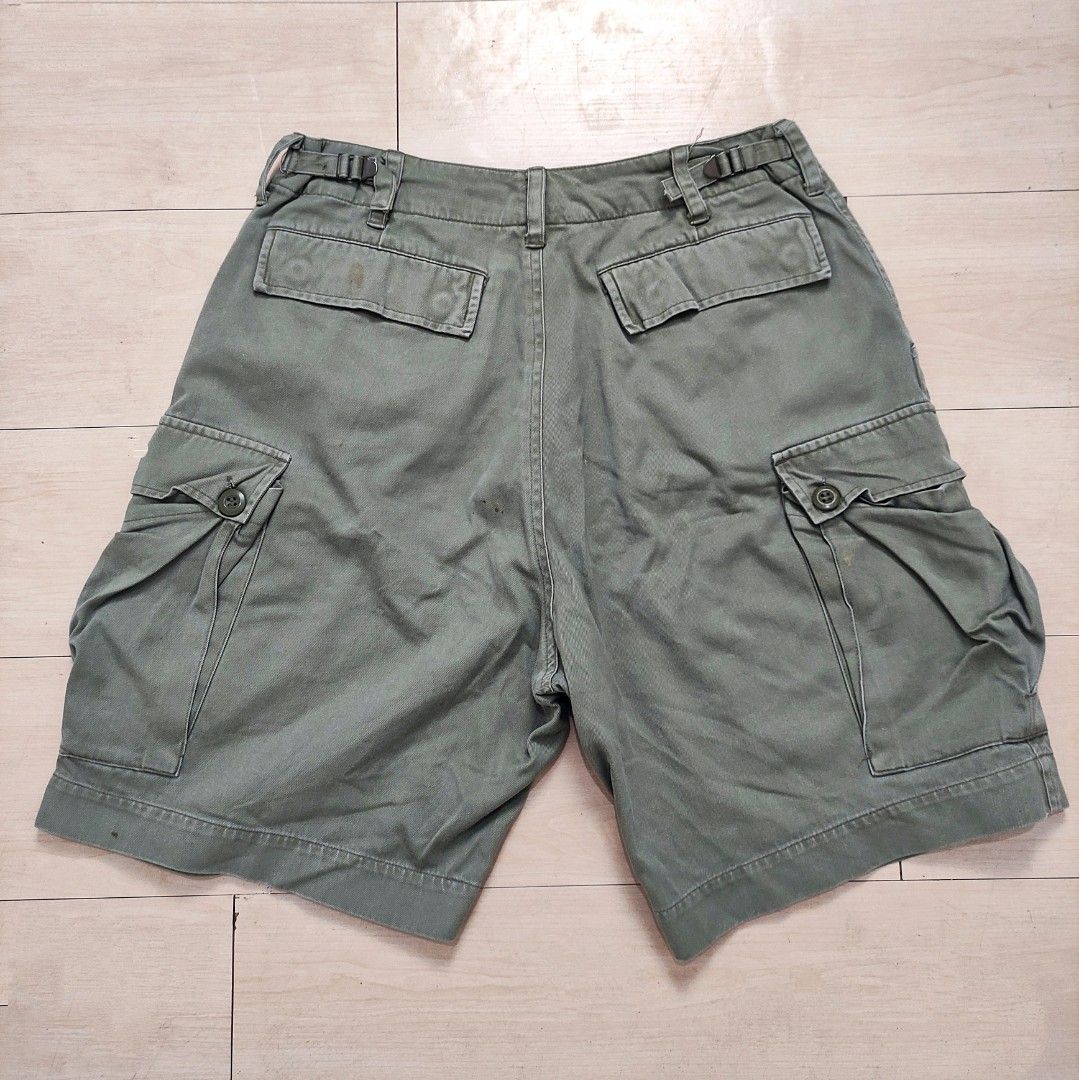 Army Green Maong Shorts (Category: Shorts) located in Caloocan City. Submitted by happystar.e0dc1b (Listing ID 1466801087, Image 2). Description: ⚠️PLEASE CLICK THE IMAGE TO SEE THE SIZE⚠️ FB PAGE: IPPEUNI AGASSI Location: Caloocan City ❌ No haggling ❌ No when worn ❌ No "more pics" ❌ No flaws, unless stated ❌ Request for specific measurements of neck, arm, shoulder etc will not be entertained.