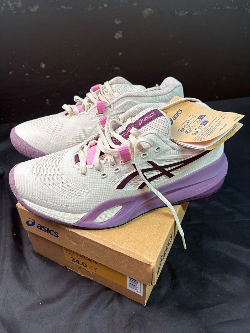 asics gel resolution x (Category: Sneakers) located in Manila. Submitted by annarosema31381 (Listing ID 1466923327, Image 2). Description: brand new on hand .