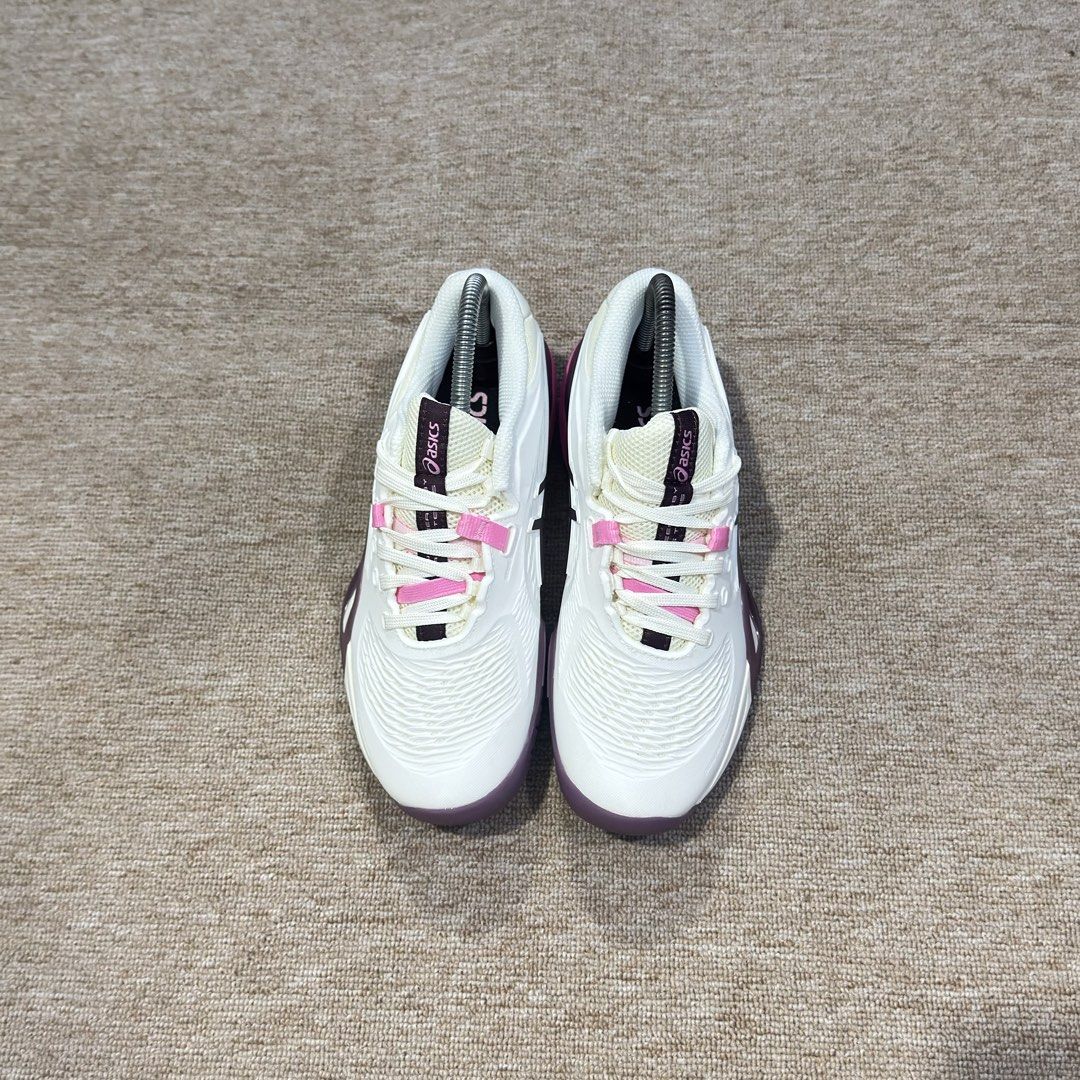 ASICS GEL RESOLUTION X SOFT OAT (Category: Sneakers) located in Cebu City. Submitted by kierford0318 (Listing ID 1466917590, Image 3). Description: US WOMENS-7 EUR-38 CM-24 EXCELLENT CONDITION OG ✅.
