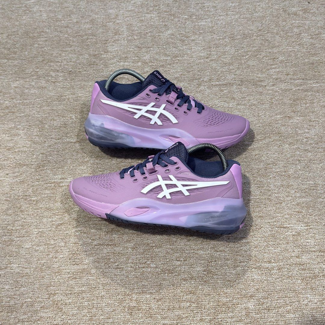ASICS GEL RESOLUTION X UBE (Category: Sneakers) located in Cebu City. Submitted by kierford0318 (Listing ID 1466918932, Image 1). Description: US WOMENS-7.5 EUR-39 CM-24.5 EXCELLENT CONDITION OG ✅.
