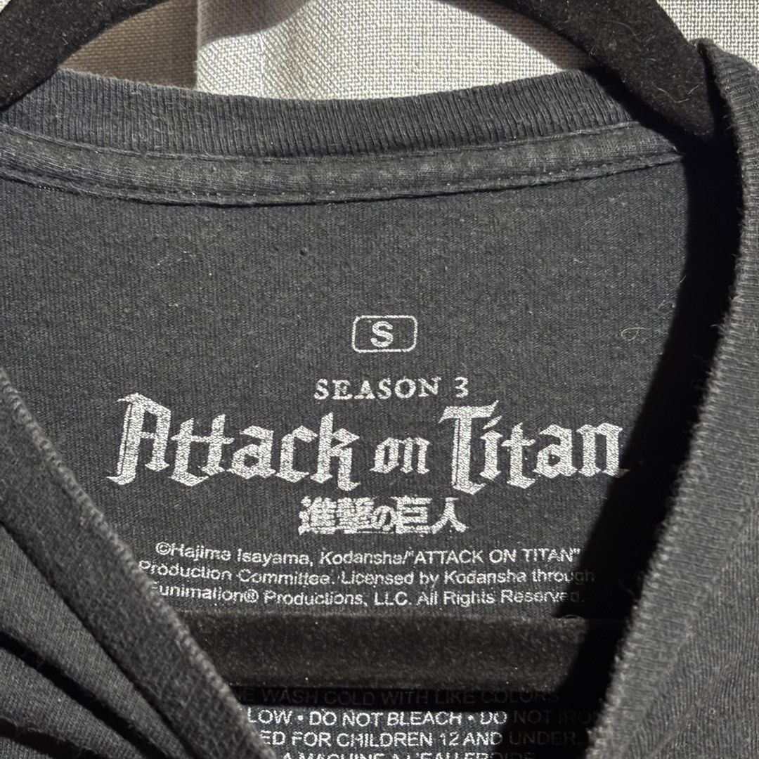 Attack On Titan Black Graphic Tshirt (Category: Tshirts & Polo Shirts ) located in Tanjay. Submitted by febmarie (Listing ID 1466894926, Image 2). Description: 📍 Negros Oriental 📦 J&T — SF c/o buyer .