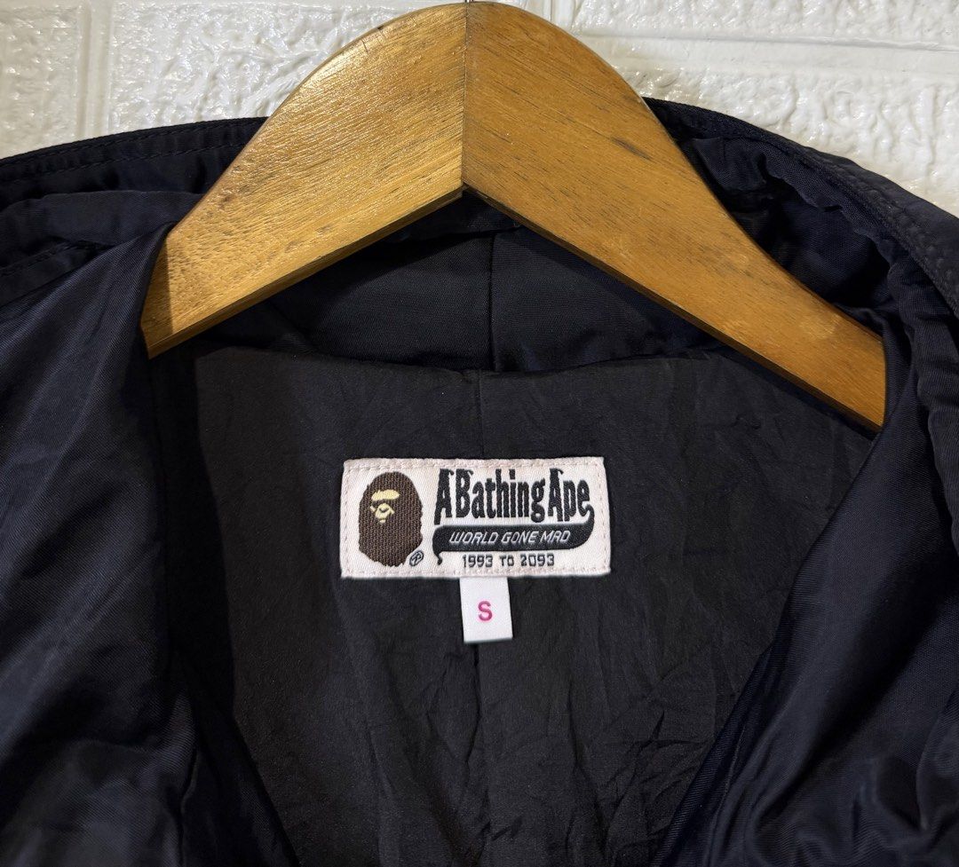 AUTHENTIC BAPE STYLE PARKA JACKET (Category: Coats, Jackets and Outerwear) located in Baguio. Submitted by kds_stuffs (Listing ID 1466797721, Image 3). Description: Mine: 1k 📍AUTHENTIC B4P3-style parka jacket 😍 Size: Large Dimension: 33L x 21W Color rate: 9/10 Issue: nagbakbak yung design sa harap, bakbakin nyo nalang ng tuluyan para maganda tignan ☺️ overall maganda pa 👌 Very good condition Need wash Gandara neto 💗.