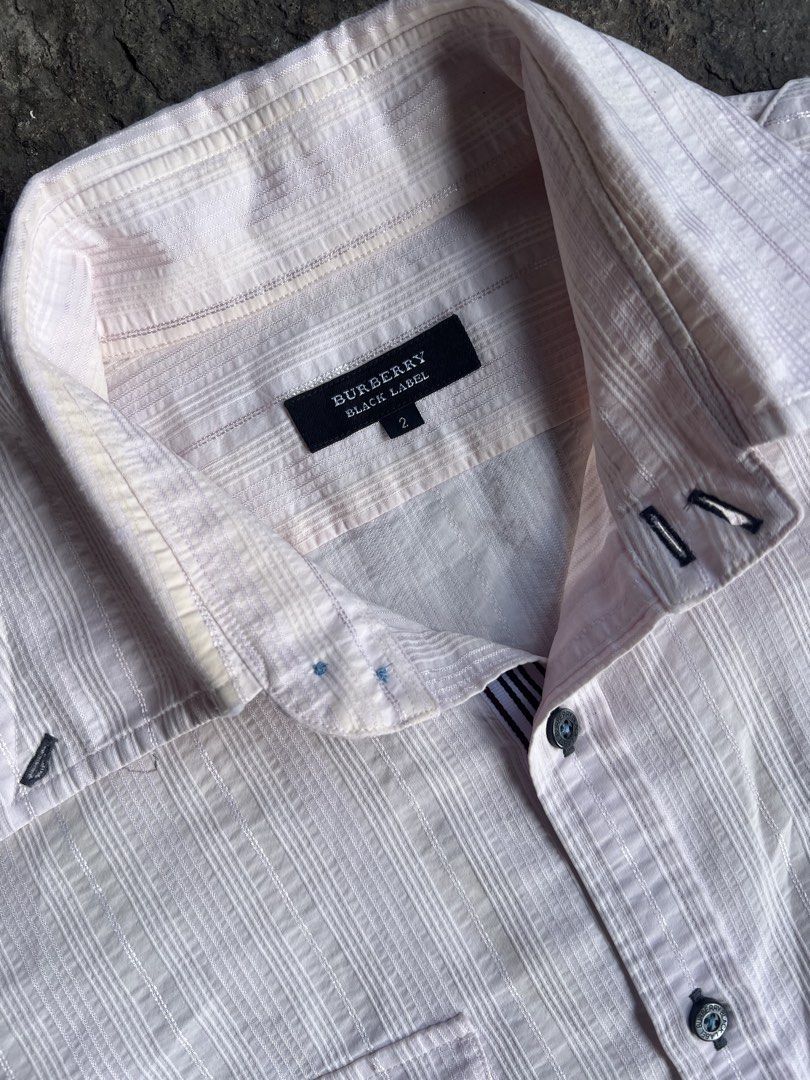 [AUTHENTIC] BURBERRY BLACK LABEL POLO SHIRT (Category: Tshirts & Polo Shirts ) located in Manila. Submitted by dplug (Listing ID 1466894549, Image 3). Description: Width: 22 inches Length: 27 inches No issue As new condition Nego price.