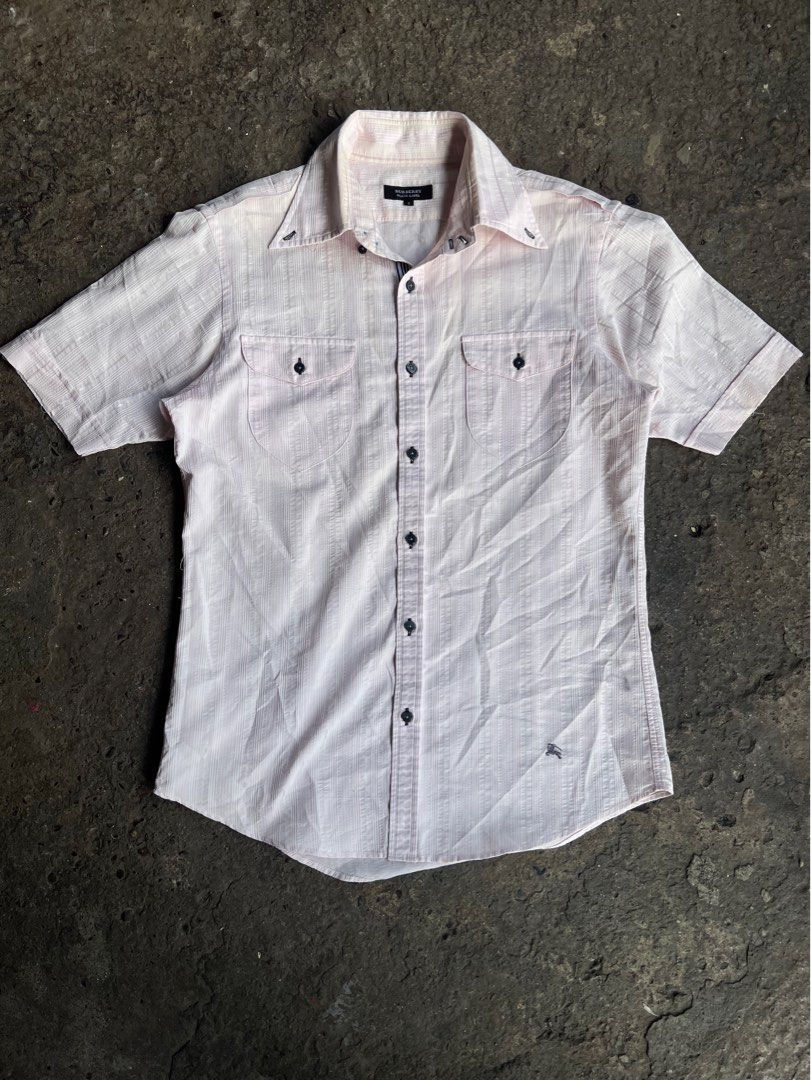 [AUTHENTIC] BURBERRY BLACK LABEL POLO SHIRT (Category: Tshirts & Polo Shirts ) located in Manila. Submitted by dplug (Listing ID 1466894549, Image 1). Description: Width: 22 inches Length: 27 inches No issue As new condition Nego price.