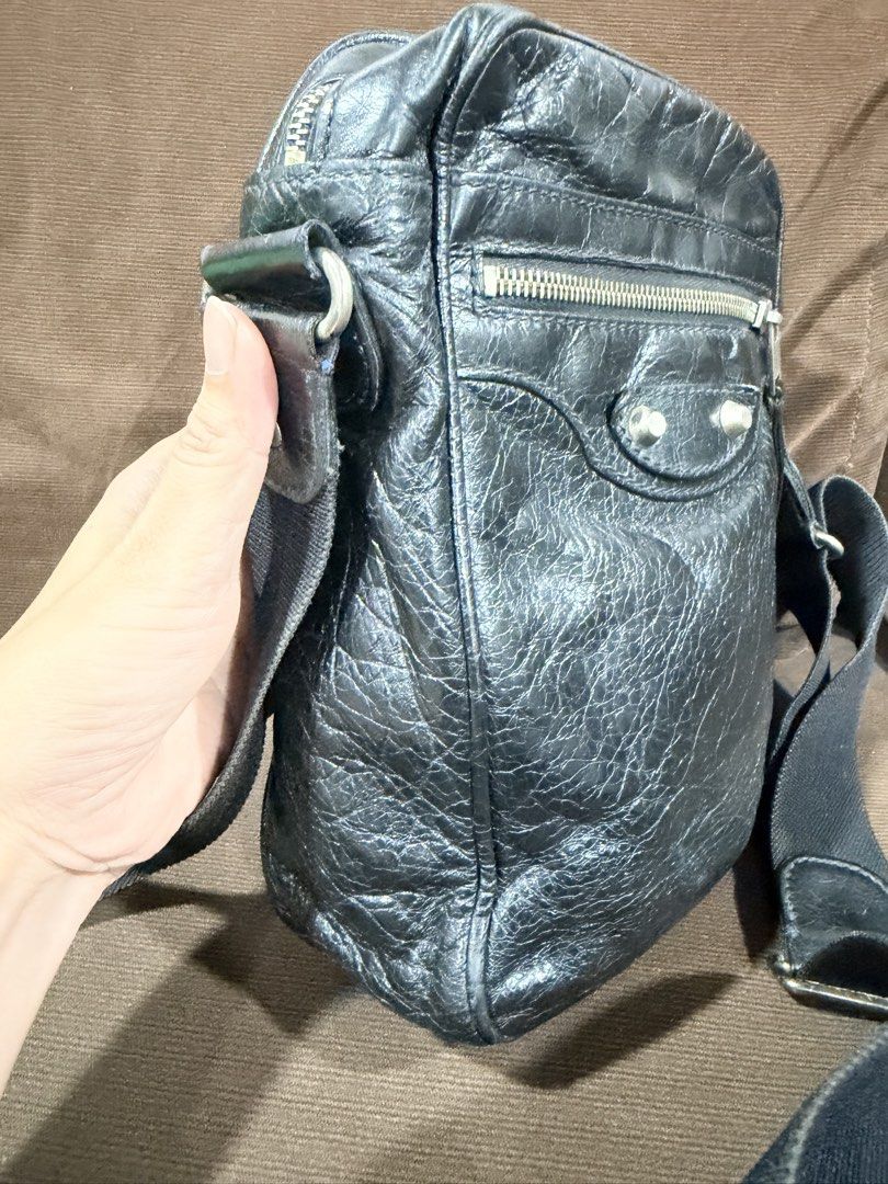 Balenciaga sling bag (Category: Luxury Bags & Wallets) located in Manila. Submitted by luxurylover88888 (Listing ID 1466776031, Image 2). Description: Item has some retouch on the body but it was professionally done. No flaw to mention.