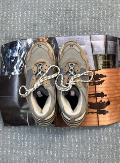 （分類：）位於 。 由 fashion.collector.852 提交（商品編號 1466824455，圖片 1）。簡介： 。