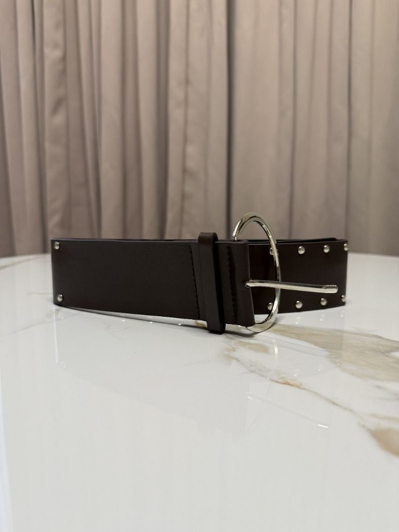 Bangkok Brown Belt (Category: Belts) located in Marikina City. Submitted by tashdeclutters. (Listing ID 1466843495, Image 1). Description: ✨ Bangkok Brown Belt - P290 ✨ Condition 1: Brand New 🛍️ Purchased in: Philippines ✨ @tashdeclutters ✨ Created to share the things that no longer spark joy with Tash — and hopefully, let them spark joy for someone else. 🤍 📌 SHOP POLICIES • Prices posted are FINAL. • NO LOWBALLERS. If you’re not willing to pa