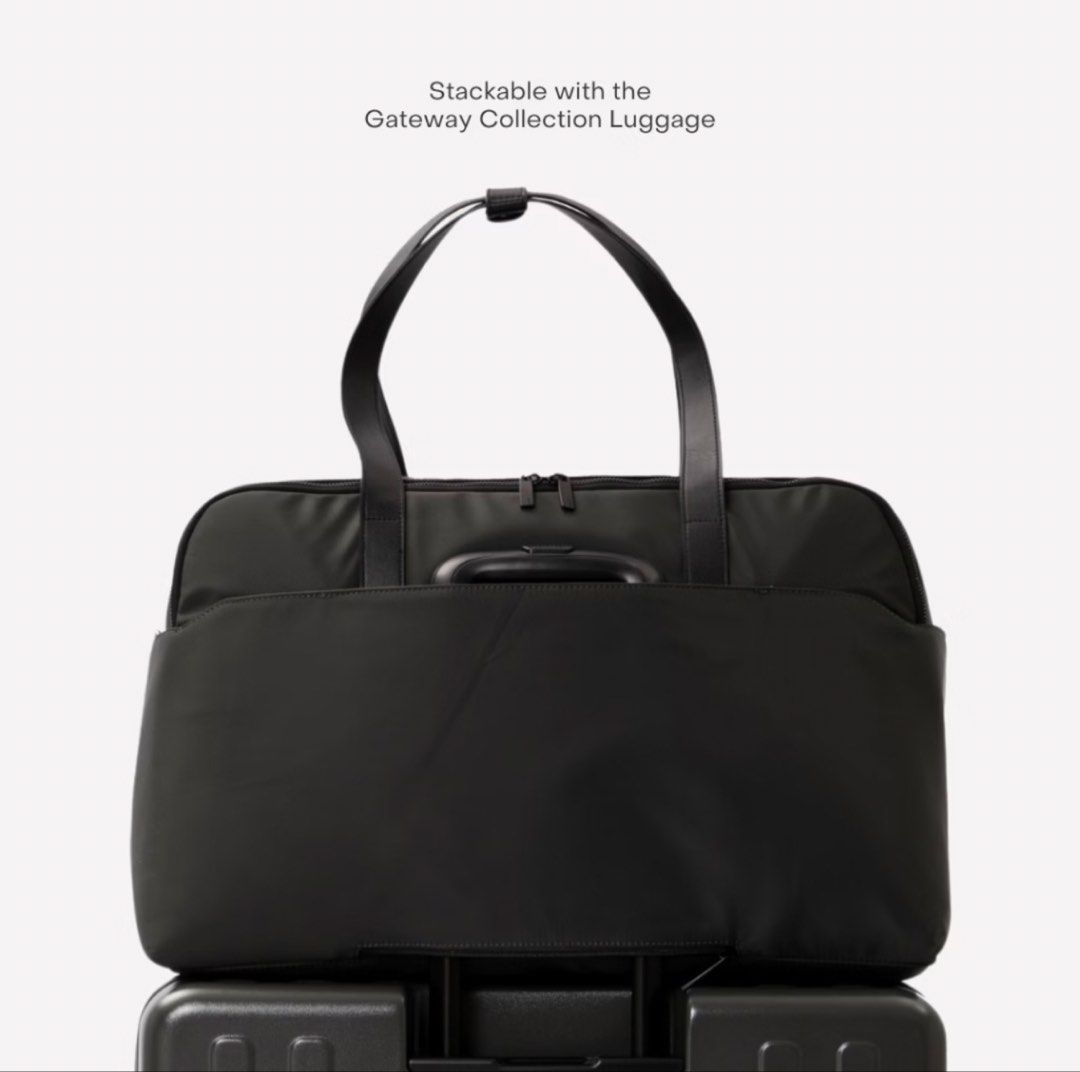 BASH Manila Mini Weekender Bag in Slate (Category: Tote Bags) located in Pila. Submitted by lovedbymikes (Listing ID 1466966455, Image 3). Description: Bash Mini Weekender Bag in Slate • used twice • currently sold out •got this for ₱2,495 • rfs: decluttering! haven’t used this in a while so i’m deciding to let it go.