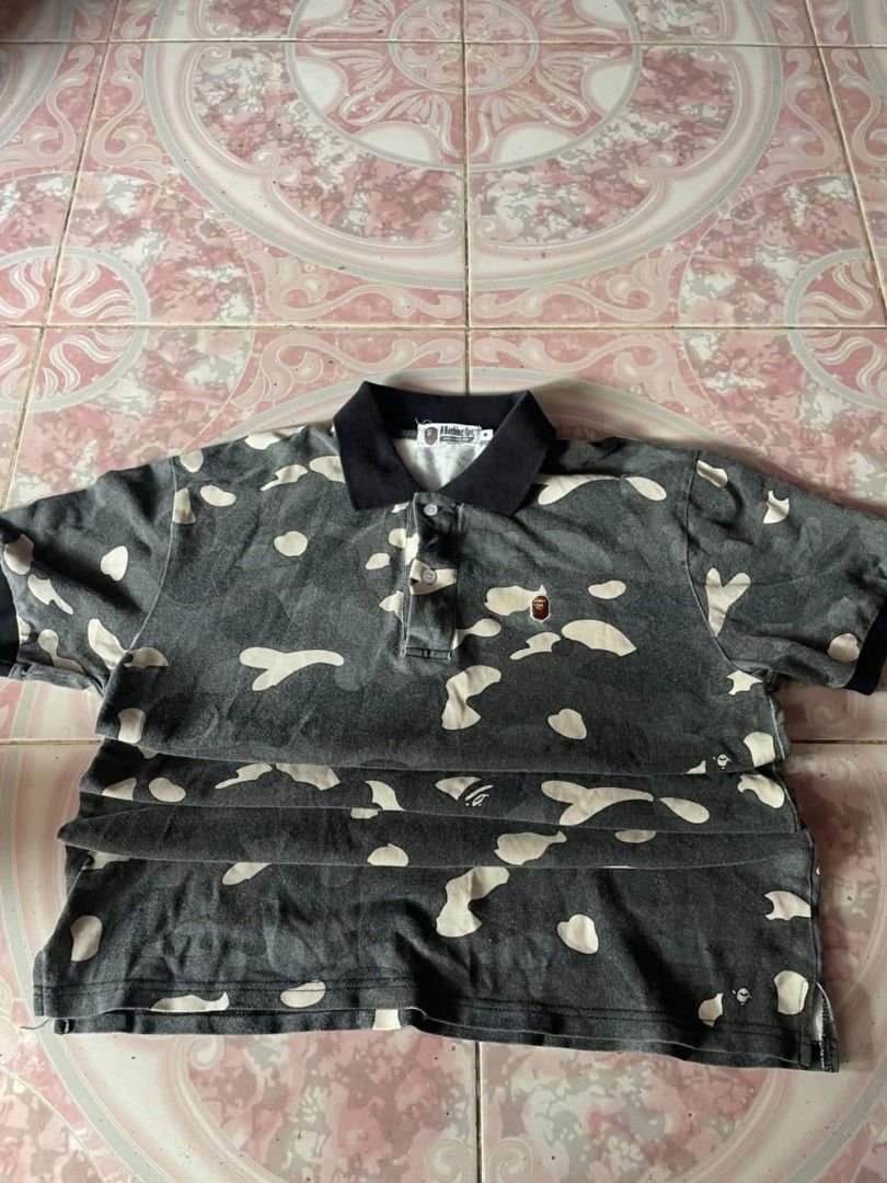 BATHING AAPE CAMO POLO CINTAGE (Category: Tshirts & Polo Shirts ) located in Caloocan City. Submitted by billabong09 (Listing ID 1466919114, Image 3). Description: .