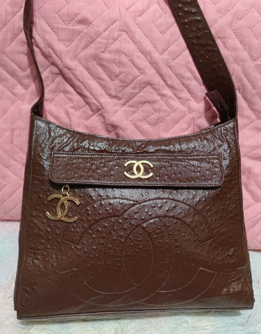 Bawas gamit! TAKE ALL (Category: Luxury Bags & Wallets) located in San Mateo. Submitted by ishahvaine.1 (Listing ID 1466795215, Image 3). Description: Take all deal only CC Ostritch - no flaws AK like new Furla - normal signs of usage.