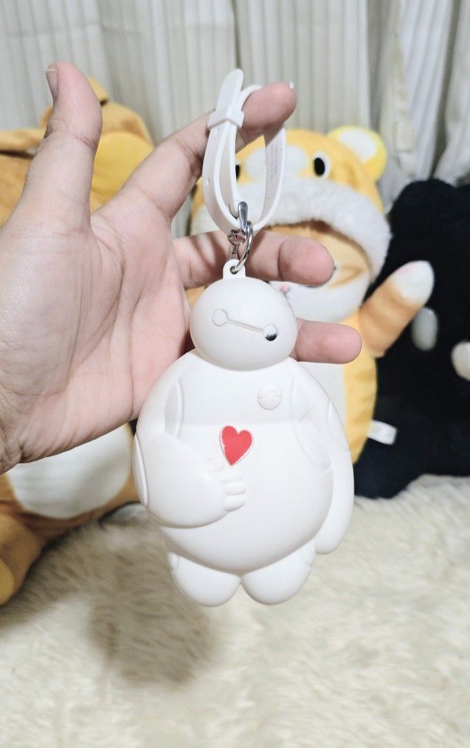 BAYMAX COINPURSE (Category: Character Goods) located in Manila. Submitted by yourfavoritethings7 (Listing ID 1466910679, Image 1). Description: Rubber material. As is. For miners only of worth 200 php above..