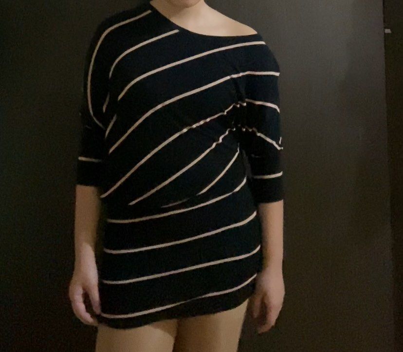bcbgmaxazria jonesy top (Category: Dresses) located in Iloilo. Submitted by dagdagbaon.ph (Listing ID 1466860750, Image 1). Description: -can be styled as a mini off shoulder dress -xxs on tag but can fit xs-frame -vv good condition mop: bpi/maya/bdo.