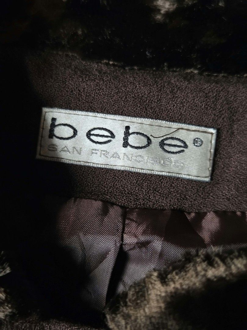 bebe San Francisco brown jacket with textured collar (Category: Coats, Jackets and Outerwear) located in Rizal. Submitted by stoo_cee (Listing ID 1466925289, Image 2). Description: Vintage "Bebe" Brown Fur Blazer 17 x 24 Small 9.5/10 issue: none.