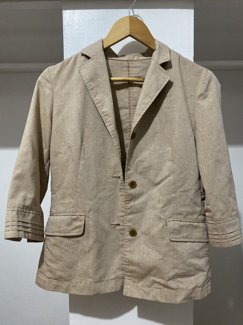 Beige Linen Blazer with Three-Quarter Sleeves (Category: Coats, Jackets and Outerwear) located in Manila. Submitted by zapitup (Listing ID 1466967086, Image 1). Description: - Lightweight beige linen blazer, great for any season - 3/4 sleeves with stylish tiered pleat details at the cuffs - Classic lapel collar with a 3-button front closure - Practical front flap pockets at the hips - Versatile neutral tone that matches numerous outfits - Perfect