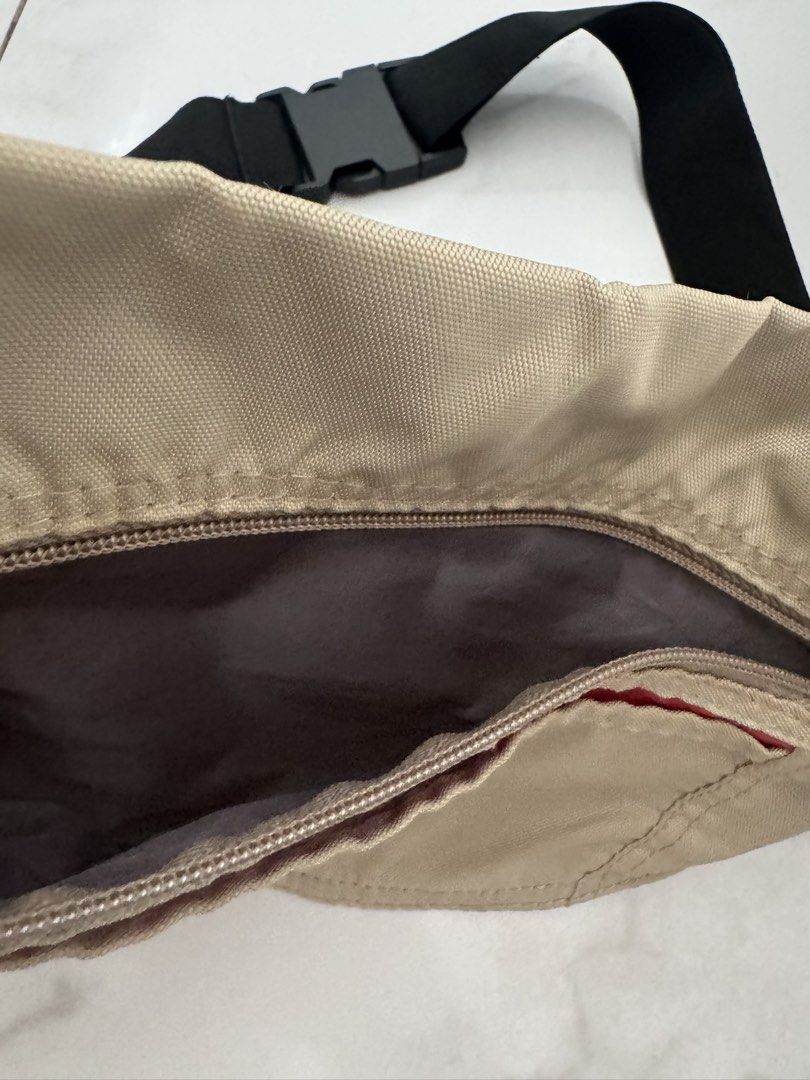 Belt bag (Category: Belt bags, Clutches and Pouches) located in Quezon City. Submitted by prelovedsaleitems (Listing ID 1466781294, Image 2). Description: .
