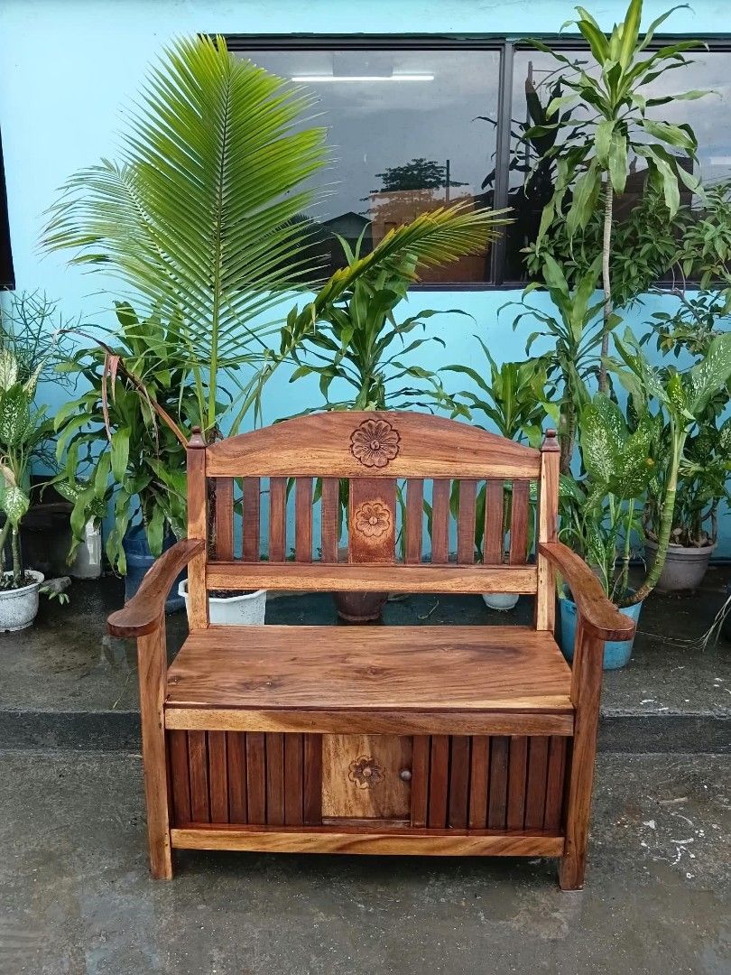 Bench (Category: Chairs) located in Meycauayan. Submitted by marygracecasimiro (Listing ID 1466774604, Image 3). Description: 2 Seater Gallinera Bench made of seasoned Acacia Wood. Restored and revarnished. Ready to use. Get it for only P6,000. Size L40 x W24 x H40 x SH18 inches🩷.