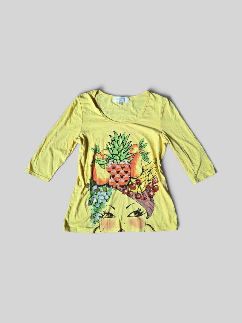 Bernini Yellow Graphic Sequined Top (Category: Blouses) located in Rizal. Submitted by stoo_cee (Listing ID 1466926817, Image 1). Description: Bernini Beaded y2k top 16 x 23 Small 9.5/10 issue: Needs wash.