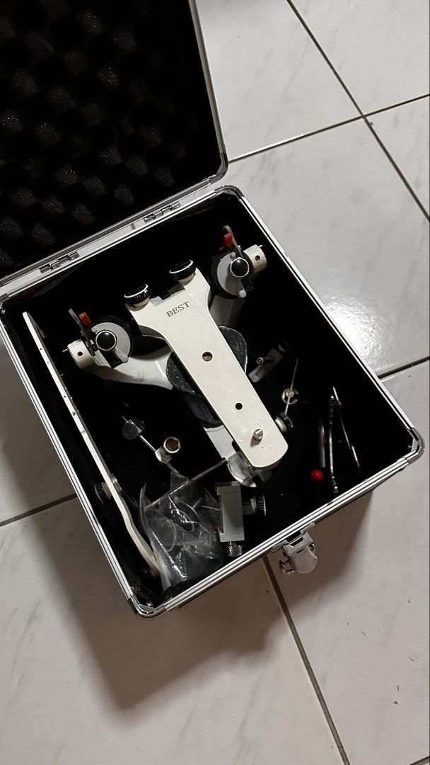 Best Semi-Adjustable Articulator (Category: Medical Supplies & Tools) located in Manila. Submitted by dmd.2025 (Listing ID 1466794881, Image 3). Description: best- SAA - complete inclusions - price is negotiable.