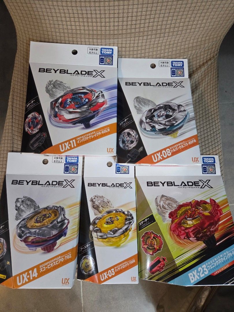 Beyblade X 爆旋陀螺 魔導神仗 衝擊龍神 銀狼 蠍子 鳳凰飛翼 UX-03,08,11,14 BX-23 （分類：動作及對戰玩具）位於 Hong Kong。 由 watchguyy 提交（商品編號 1466799735，圖片 1）。簡介： 樂富或銅鑼灣面交 UX-03 $120 UX-08 sold UX-11 $200 UX-14 $120 BX-23 $140 買嚟儲或玩都得。有興趣可單買或全套走，歡迎隨時問詳情！。