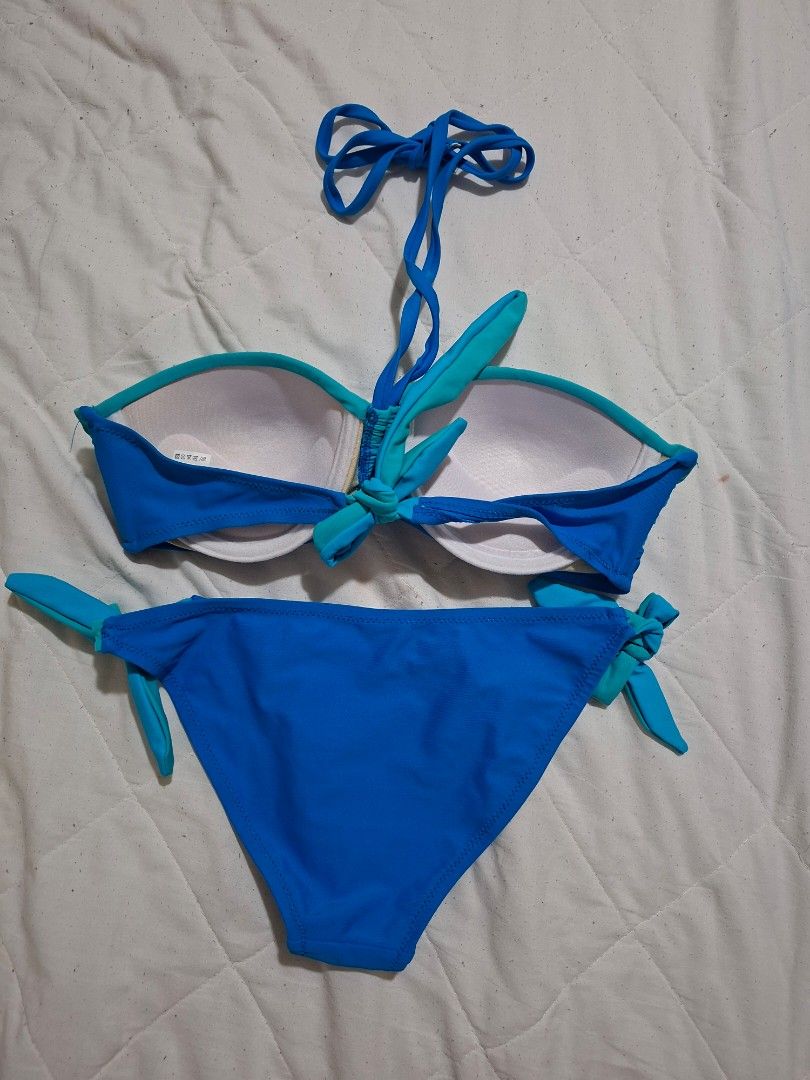 Bikini set M (Category: Bikinis & Swimsuits) located in Subic. Submitted by petitecorner22 (Listing ID 1466779314, Image 2). Description: padded underwired M-L.
