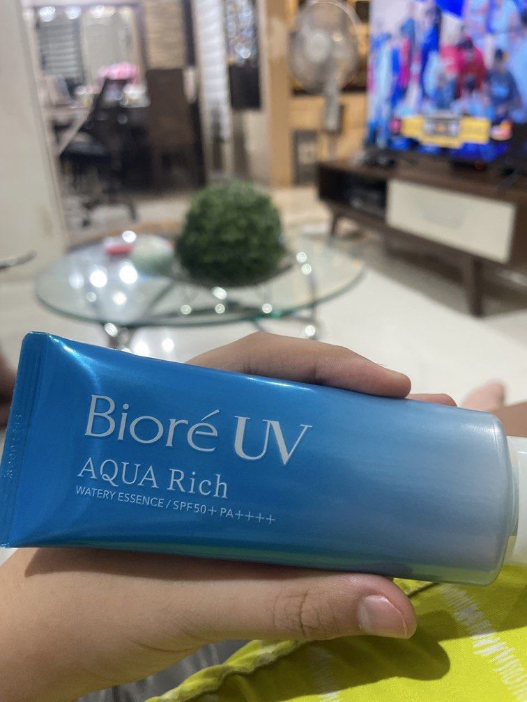 Bioré UV Aqua Rich Sunscreen (Category: Body Care) located in Quezon City. Submitted by leleblax.store (Listing ID 1466921000, Image 1). Description: Bioré UV Aqua Rich Suncreen With Watery Essence and SPF 50+ PA++++.