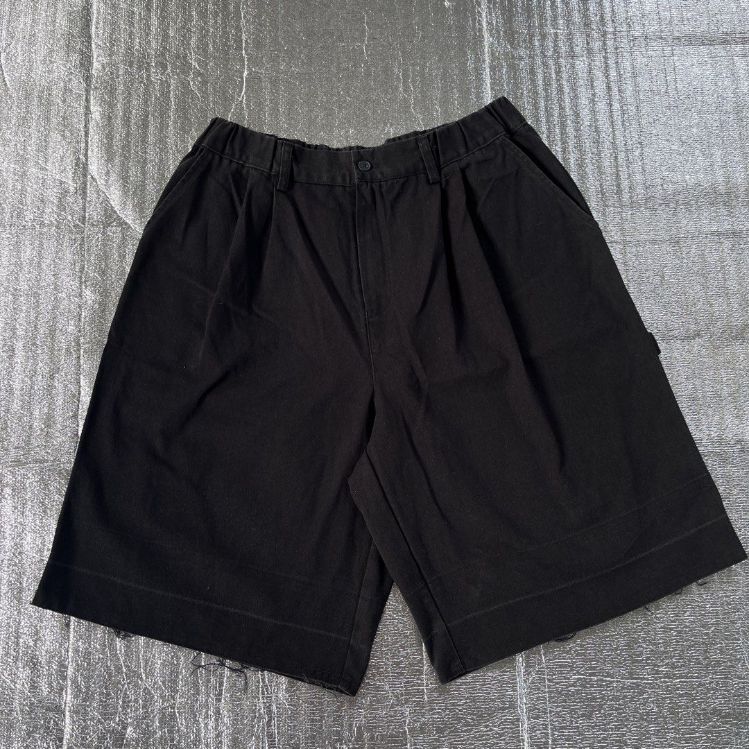BLACK CARPENTER (Category: Shorts) located in Panabo. Submitted by vrail (Listing ID 1466862301, Image 1). Description: .