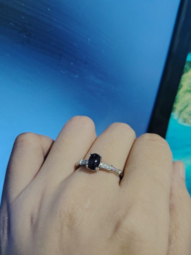Black Opal Titanium Steel ring (Category: Rings) located in Caloocan City. Submitted by cherishedfinds (Listing ID 1466887349, Image 2). Description: - Real Black Opal stone (red flash) - Titanium Steel setting - Spend 500, get a freebie 🎁 You may add items from my other listings 💯.
