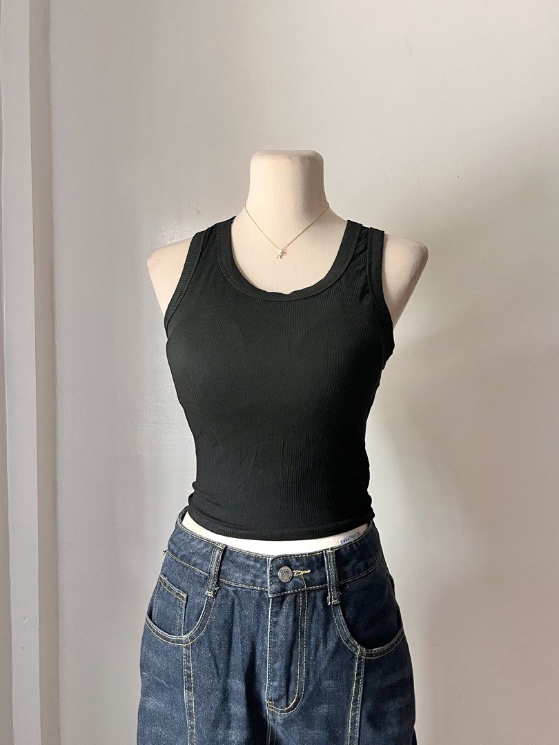 Black Ribbed Open Back Tank Top with Silver Hardware (Category: Sleeveless) located in Pasig City. Submitted by lovebella.apparel (Listing ID 1466950615, Image 3). Description: backless top 𐙚 – ₱50 – xs to semi l – padded – stretchable – never been used – og price: ₱149 📍pasig/antipolo DM or comment "mine" to order. (𝘛𝘩𝘦 𝘤𝘰𝘭𝘰𝘳 𝘮𝘢𝘺 𝘷𝘢𝘳𝘺 𝘥𝘶𝘦 𝘵𝘰 𝘭𝘪𝘨𝘩𝘵𝘪𝘯𝘨).