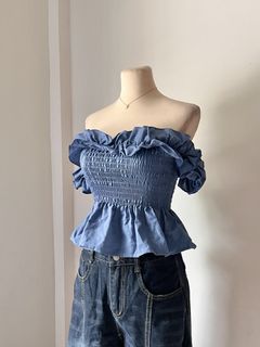 (Category: ) located in . Submitted by lovebella.apparel (Listing ID 1466950904, Image 1). Description: .
