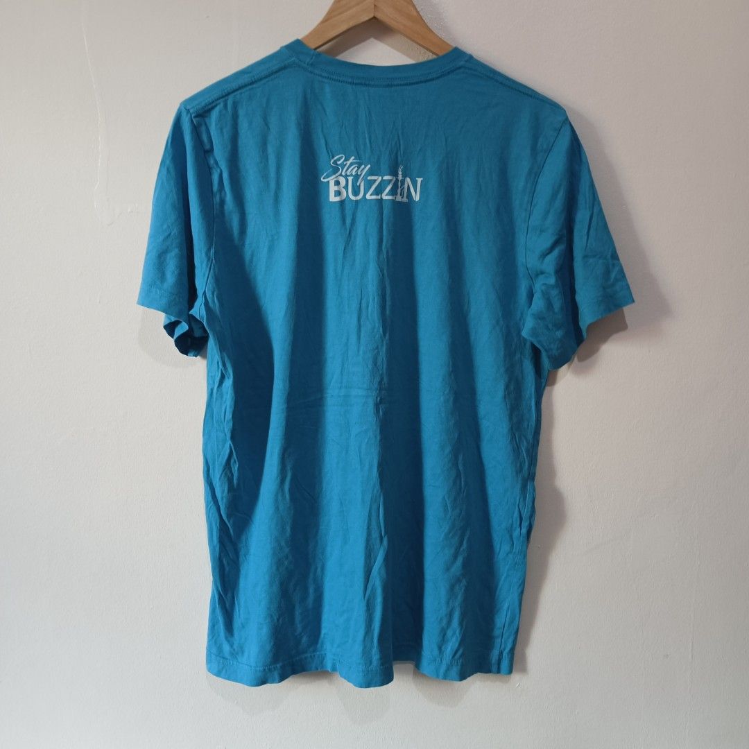 Blue Graphic Crewneck Tshirt (Category: Shirts) located in Subic. Submitted by mustardt_ (Listing ID 1466822089, Image 2). Description: size: 21in x 28in code: c782.