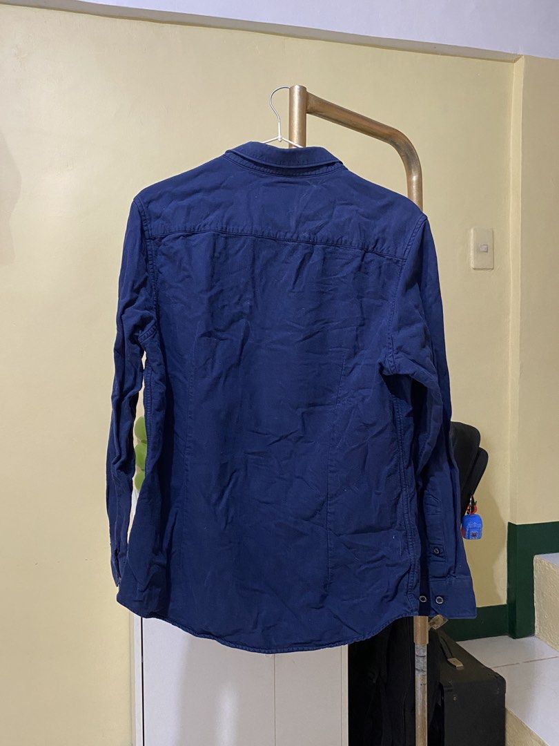BLUE LONGSLEEVES POLO (Category: Tshirts & Polo Shirts ) located in Dasmarinas. Submitted by hannah.oakph (Listing ID 1466834159, Image 2). Description: .