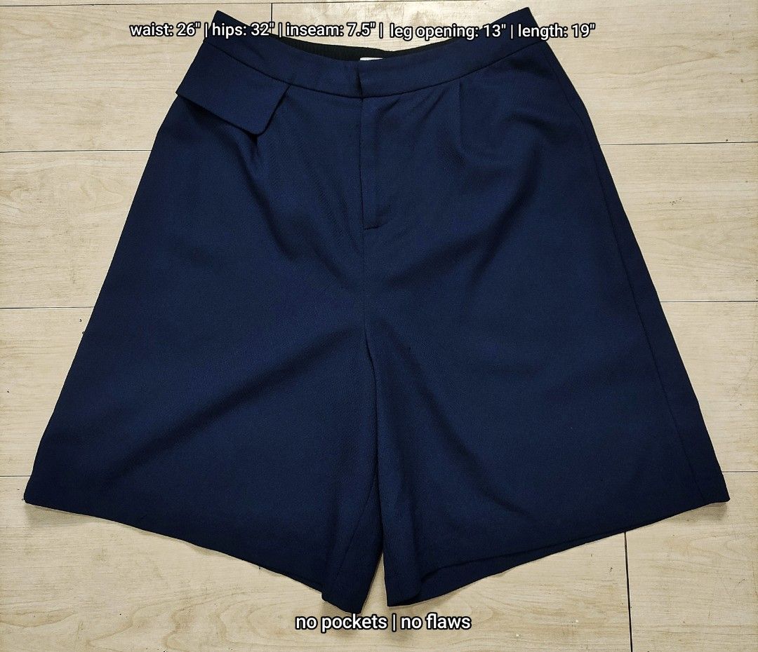 Blue Short Shorts (Category: Shorts) located in Caloocan City. Submitted by happystar.e0dc1b (Listing ID 1466805599, Image 1). Description: ⚠️PLEASE CLICK THE IMAGE TO SEE THE SIZE⚠️ FB PAGE: IPPEUNI AGASSI Location: Caloocan City ❌ No haggling ❌ No when worn ❌ No "more pics" ❌ No flaws, unless stated ❌ Request for specific measurements of neck, arm, shoulder etc will not be entertained.