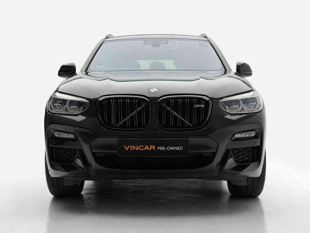 BMW X3 sDrive20i M-Sport (Category: Used Cars) located in Singapore. Submitted by vincar_pre-owned (Listing ID 1466953185, Image 1). Description: Extremely well maintained high spec M-Sport model! Spacious and comfortable interior, of the of the most popular SUV in the market! Responsive and powerful drive. Contact us today to arrange a viewing for this unit at the V1ncar pre-owned showroom now! Accessories: Factory fitted M-Sport trim, Bluetooth