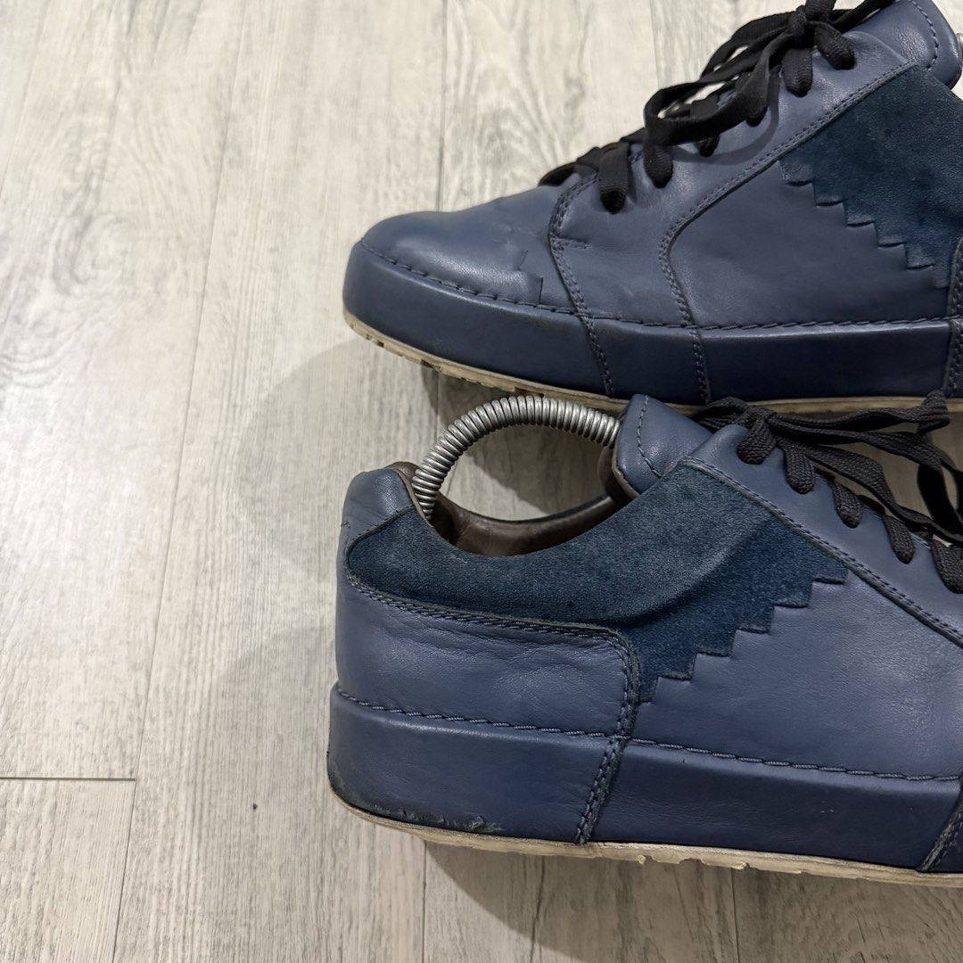 Bottega Veneta Trainers (Category: Sneakers) located in Manila. Submitted by wornagainstudios2 (Listing ID 1466923444, Image 2). Description: .