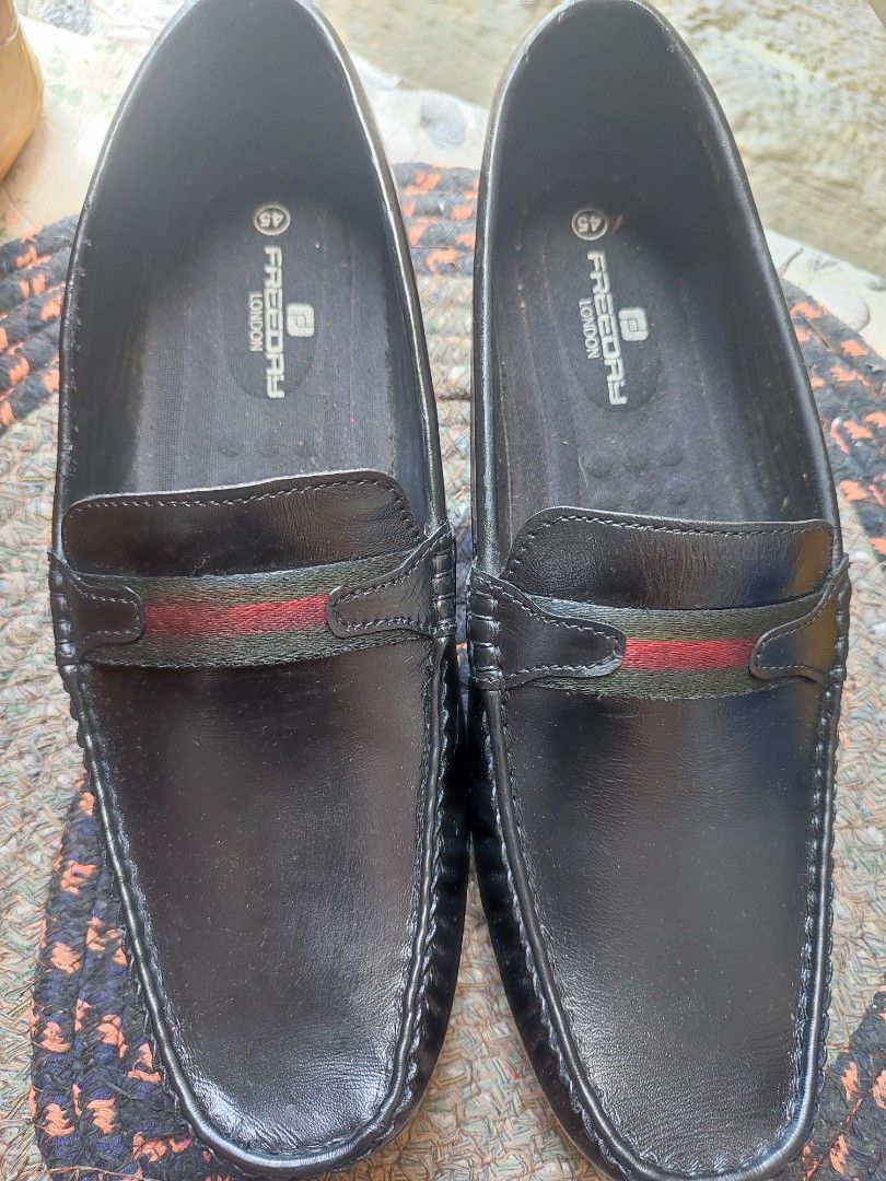 Brand New from Dubai (no box) (Category: Casual Shoes) located in Cavite. Submitted by mommybelle (Listing ID 1466780895, Image 2). Description: Payment 1st Brand New Authentic Size :45.