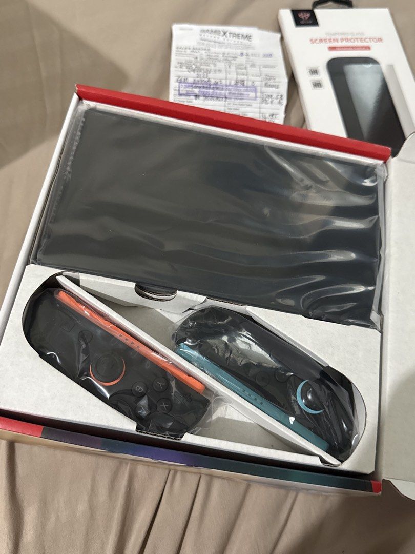 Brandnew nintendo switch 2 (Category: Nintendo) located in Valenzuela. Submitted by trickshop (Listing ID 1466968061, Image 2). Description: Brandnew nintendo switch 2 Never been used Free tempered With receipt 📍Mandaluyong city.