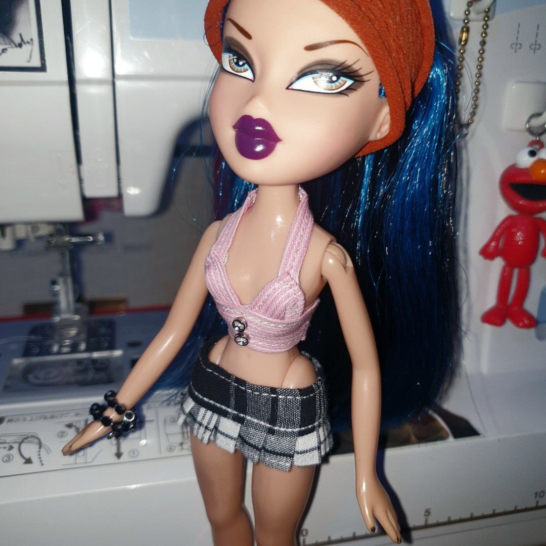 Bratz Handmade Top (Category: Everything Else Others) located in Rizal. Submitted by littlehelena (Listing ID 1466969183, Image 1). Description: .
