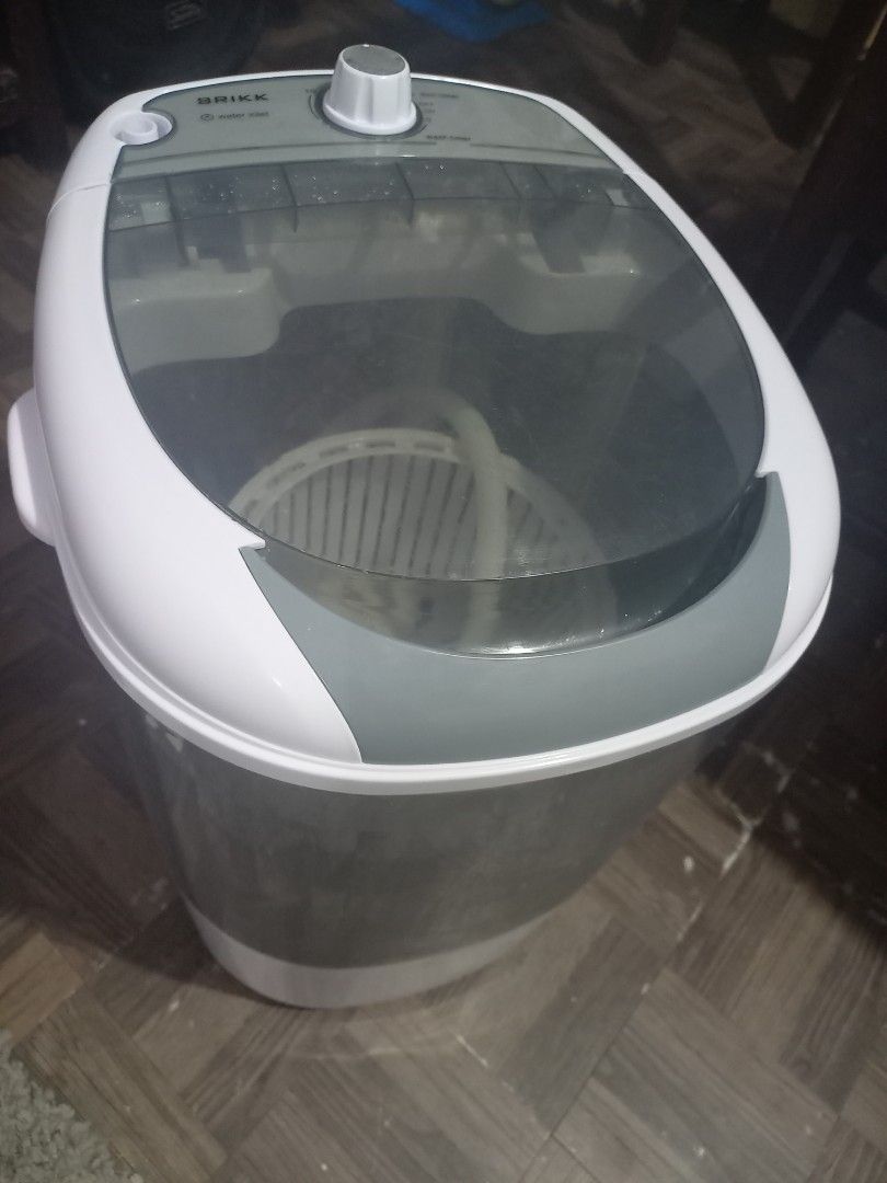 Brikk BST25LWG Mini Washing Machine (Category: Washing Machines and Dryers) located in Manila. Submitted by sabjulian02055 (Listing ID 1466813538, Image 1). Description: - Brand/Model: Brikk BST25LWG Mini Washing Machine - Used once and got stored in the bathroom after. washing function works, spin function doesnt but can still dry with basket in wash function . di nagagamit kasi walang saksakan sa banyo namin, nahassle haha. - Capacity: 2.5kg lo