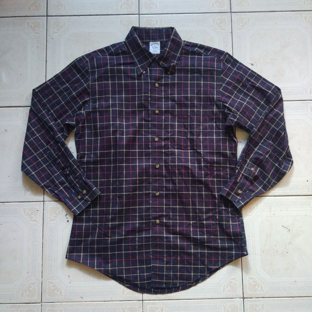 Brooks Brothers Longsleeve M (Category: Formal Shirts) located in Pasay City. Submitted by denimdude.ph (Listing ID 1466848699, Image 1). Description: .