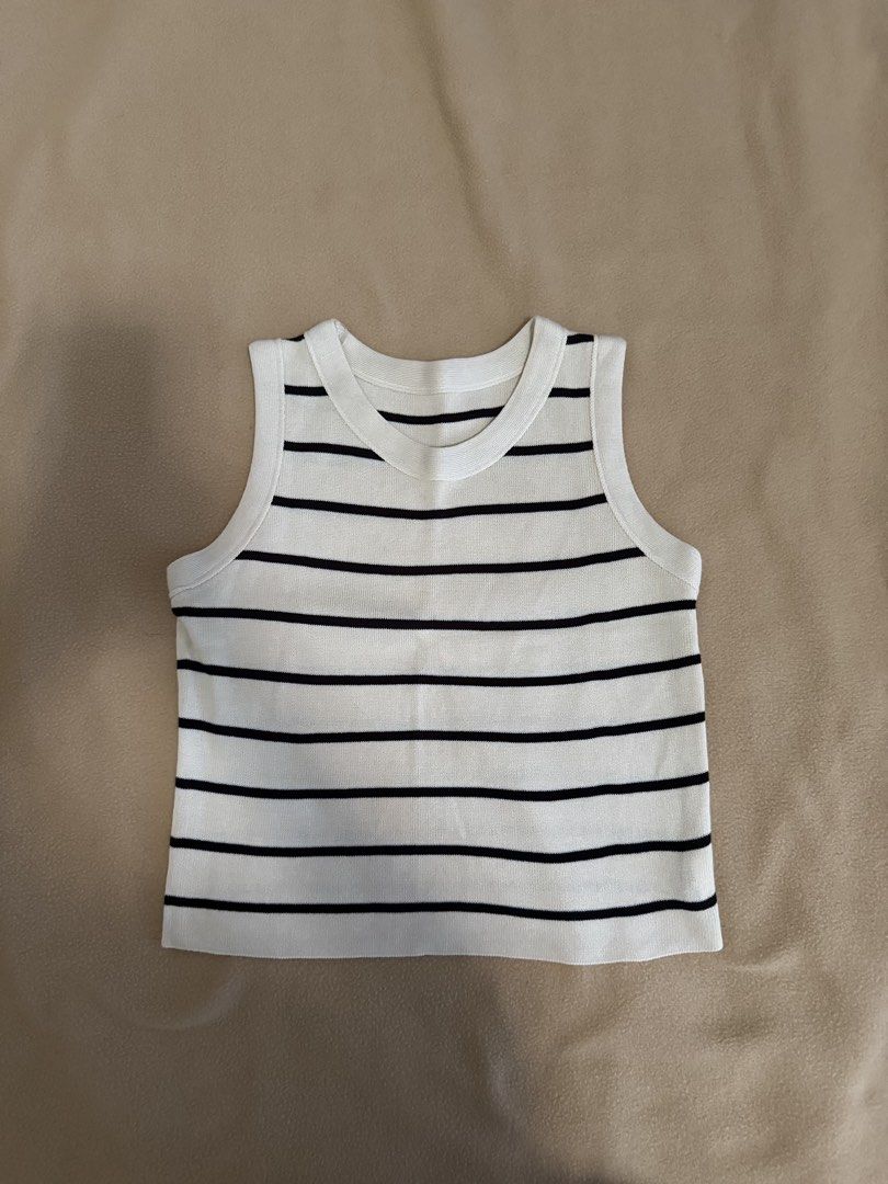 Brown Stripe Sleeveless (Category: Sleeveless) located in San Luis. Submitted by oshdeclutters (Listing ID 1466813120, Image 1). Description: .