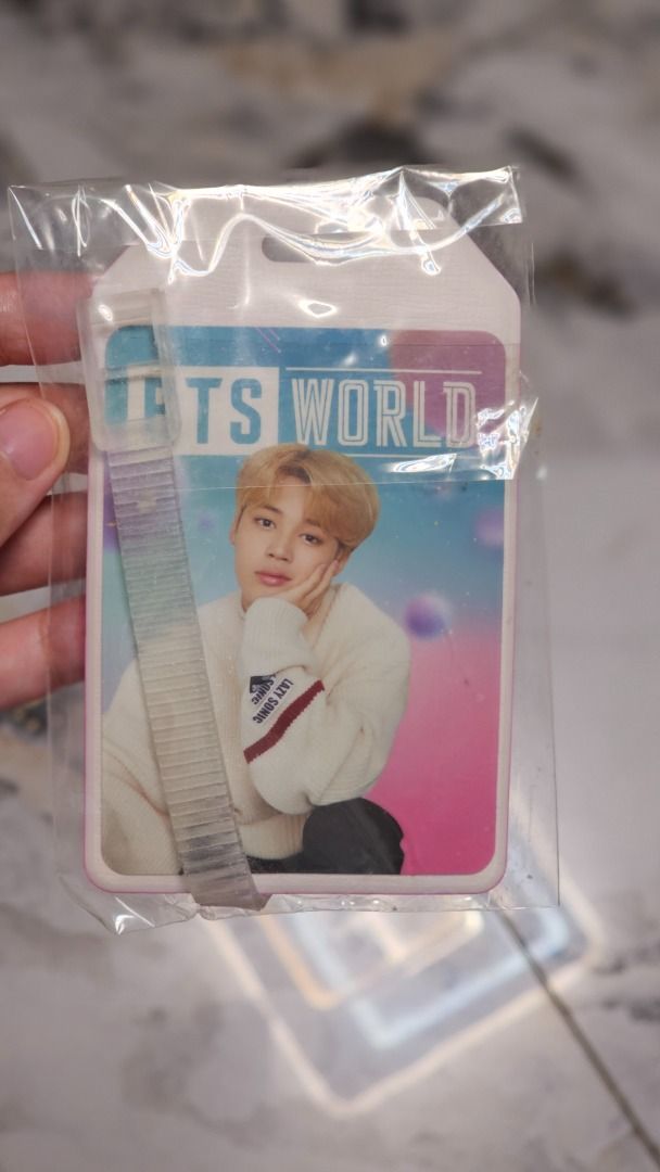BTS WORLD Jimin Luggage Tag (Category: K-Wave Merchandise) located in General Trias. Submitted by kimhyundi (Listing ID 1466886524, Image 1). Description: 💜 Official BTS WORLD merchandise featuring Jimin. Condition: ✨ Well-kept from personal collection ✨ Stored carefully and handled with care ✨ Never been used. Mint condition..
