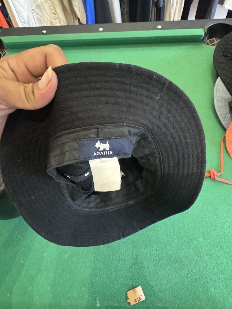 BUCKET HAT (Category: Caps & Hats) located in Cebu City. Submitted by moshthrift (Listing ID 1466849302, Image 3). Description: .