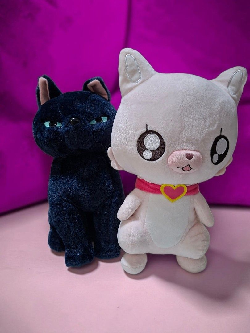 BUNDLE 1K OR 680 EACH CAT PLUSHYS (Category: Plushies & Soft Toys) located in Las Pinas. Submitted by annachiaonair2037 (Listing ID 1466802120, Image 1). Description: BUNDLE 1K OR 680 EACH *PINK= KOME-KOME GYUTTO DAKISHIME MECHA-DEKA PLUSH *DARK BLUE = TIB BIG PLUSH FROM MARY AND THE WITCH'S FLOWER FROM JAPAN #COLLECTIBLES #STUFF TOY #DISPLAY #JAPAN.