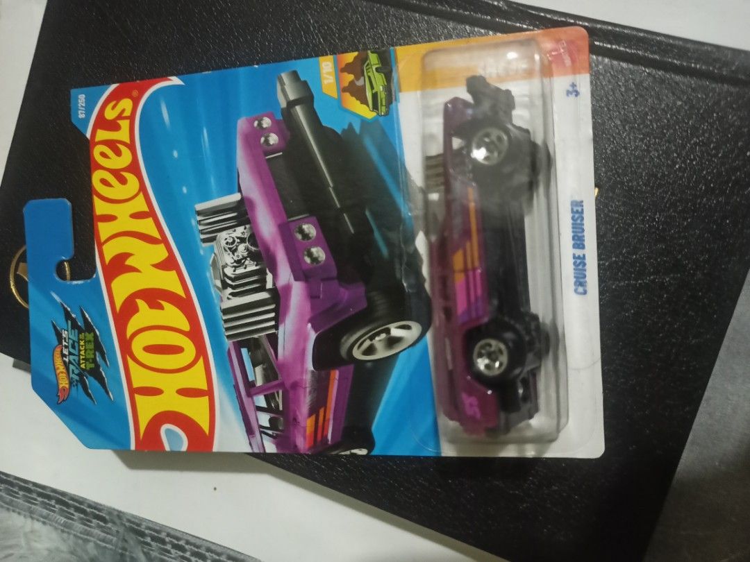 bundle 6 hotwheels (Category: Vehicle & Diecast Models) located in Manila. Submitted by junjunortega09 (Listing ID 1466891337, Image 1). Description: - Set of 5 unopened Hot Wheels diecast cars in original packaging - Models included: Cruise Bruiser, El Segundo Rallye, Track Ripper, Polestar, and 2019 Audi TT Safari - Cardboard backing and plastic blisters are completely intact and damage-free - Ideal for serious collectors and miniature car fans