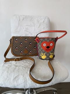 (Category: ) located in . Submitted by closet24 (Listing ID 1466798066, Image 1). Description: .