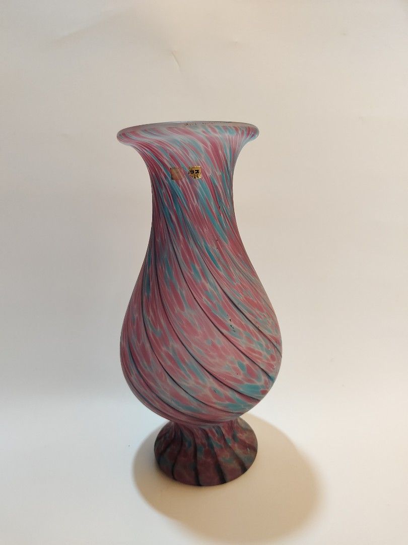 Bundle vase (Category: Vases & Decorative Bowls) located in Davao. Submitted by 3ds_jpn (Listing ID 1466847065, Image 1). Description: .