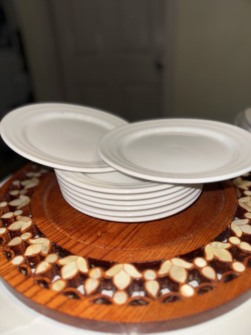 (Bundle) White Dinnerware Set Plates and Bowls (Category: Dinnerware & Cutlery) located in Manila. Submitted by tenshiii185 (Listing ID 1466915610, Image 3). Description: (Bundle) - Complete white ceramic dinnerware set - Includes flat round dinner plates, square small plates, and deep oval bowls - Clean and minimal solid white finish - Stackable design saves cabinet space - Neutral style easily matches any table setting.
